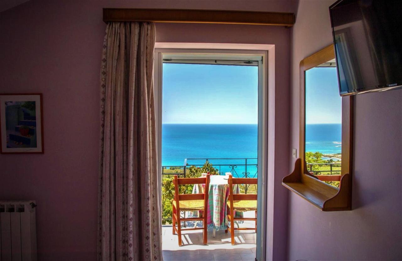 Aeolos Kefalonia Apartment Khelmata